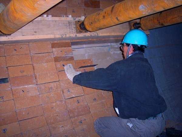 ��ɽ�����͑���ҹ�˾ُ�I���X�u����ԃ���}