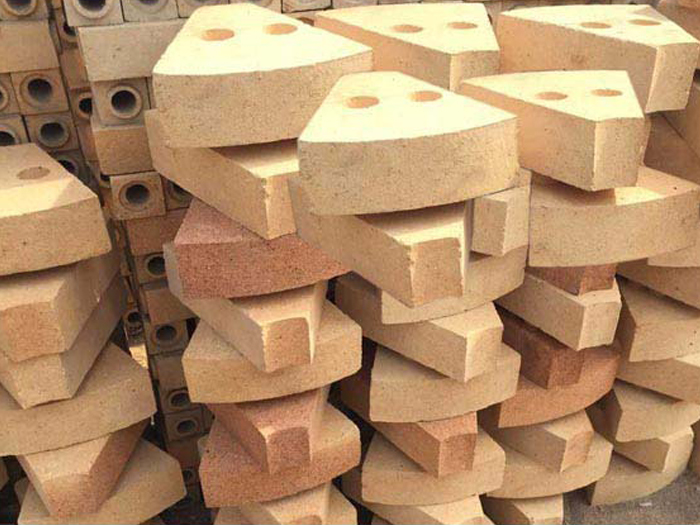 ����ճ���u